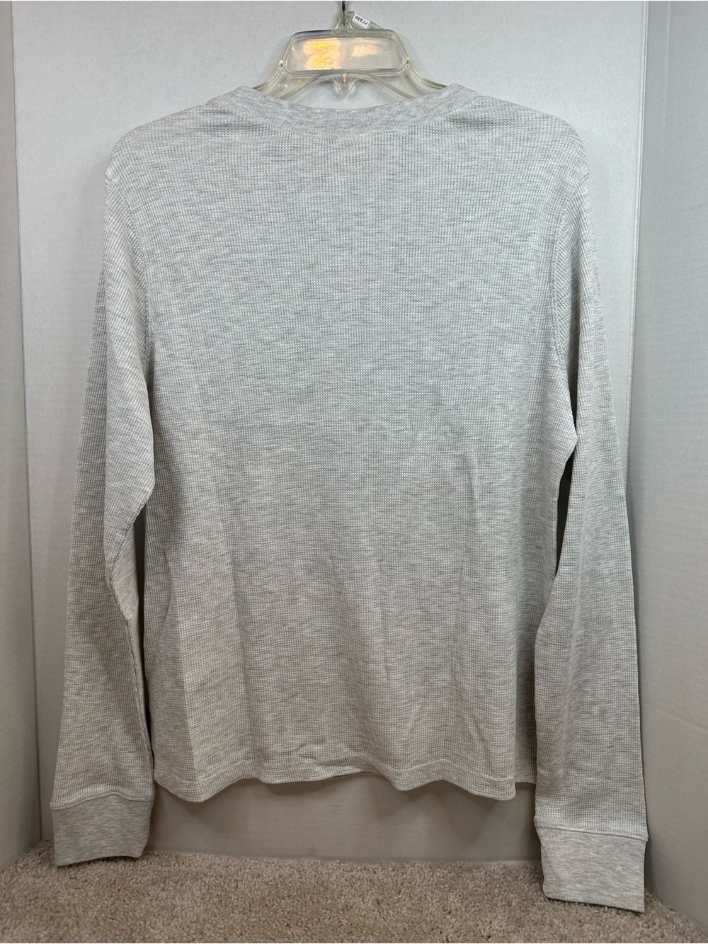 Levi's Light Gray Waffle-Knit Henley, slim fit, XL, NWT - Picture 5 of 5
